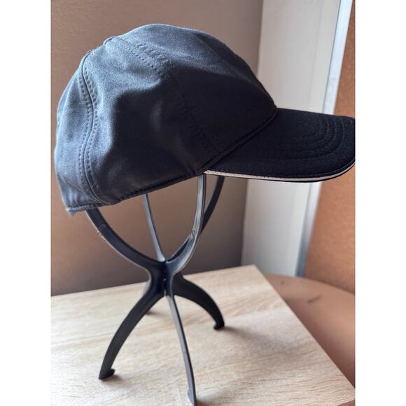 Classic Black Adjustable Baseball Cap - Picture 5 of 9